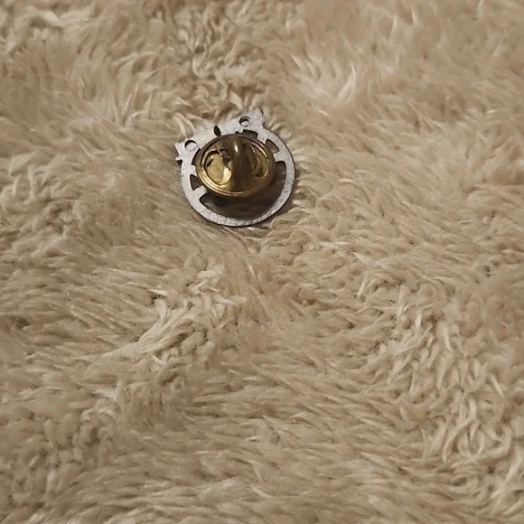 Vintage united way pin - Picture 3 of 3